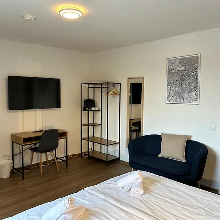 Riverside Airport * Kelsterbach