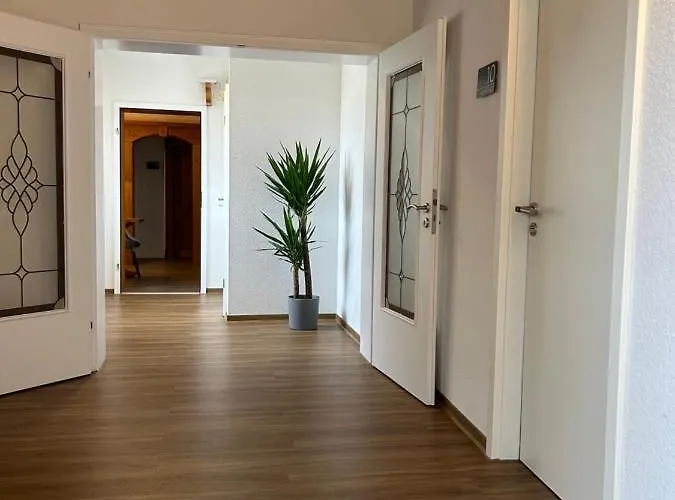 Riverside Airport Hotel